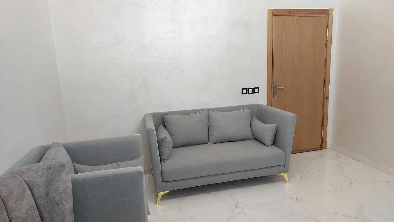 Appartement Vaste Et Propre. Fes
