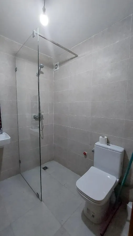 Appartement Vaste Et Propre. Fes